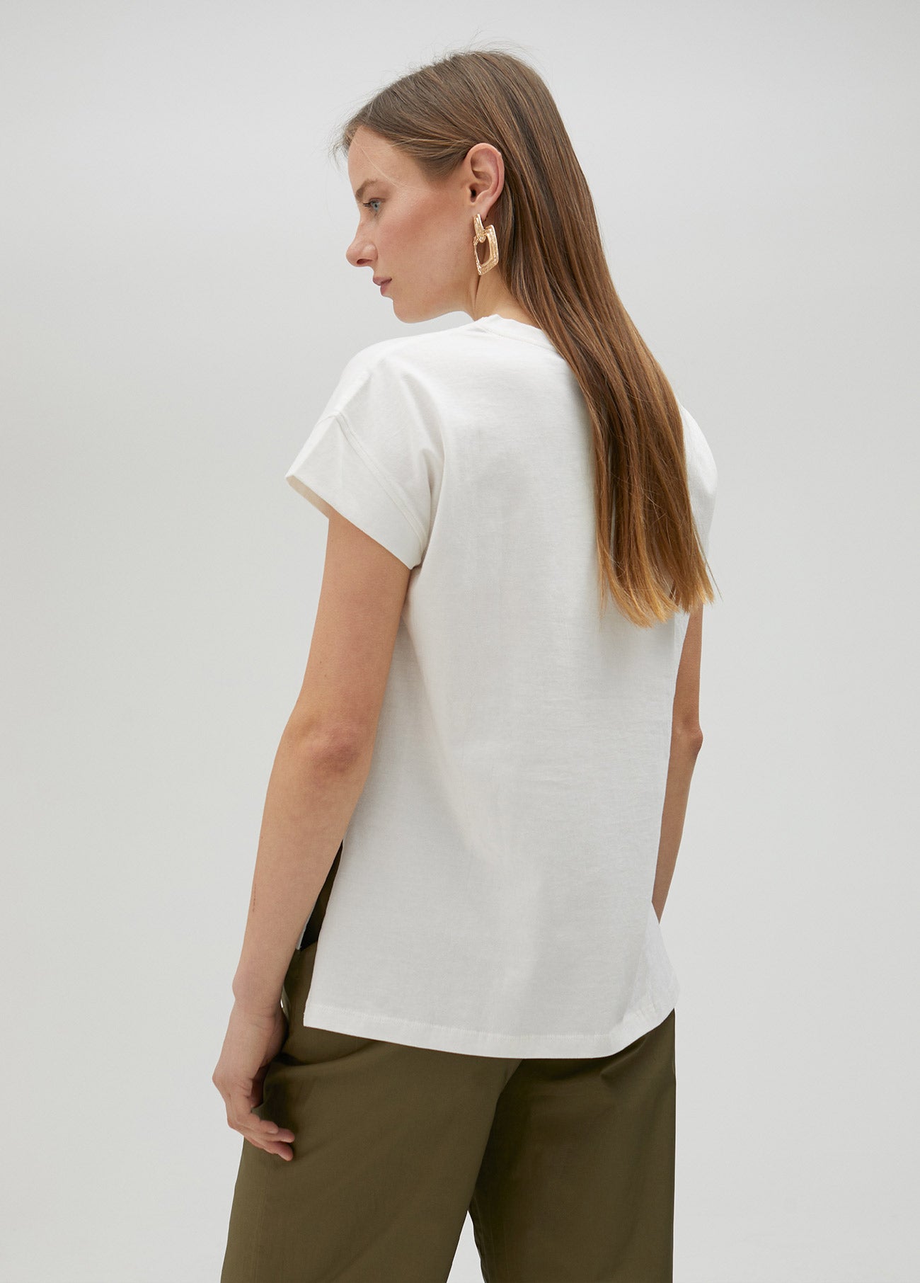 T-shirt with multi-striped logo