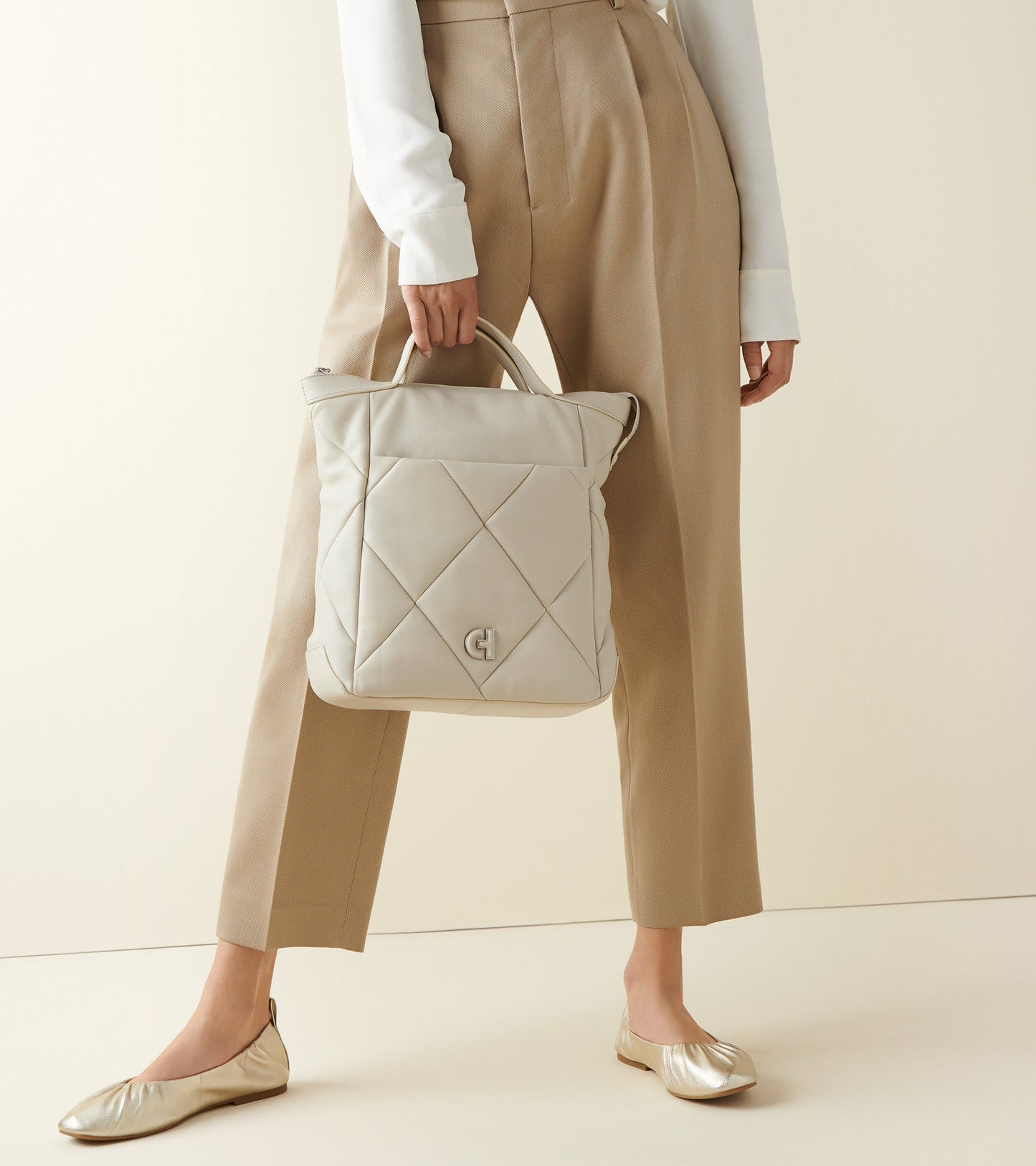 U06271-Grand Ambition Small Convertible Puff Backpack-Silver Birch