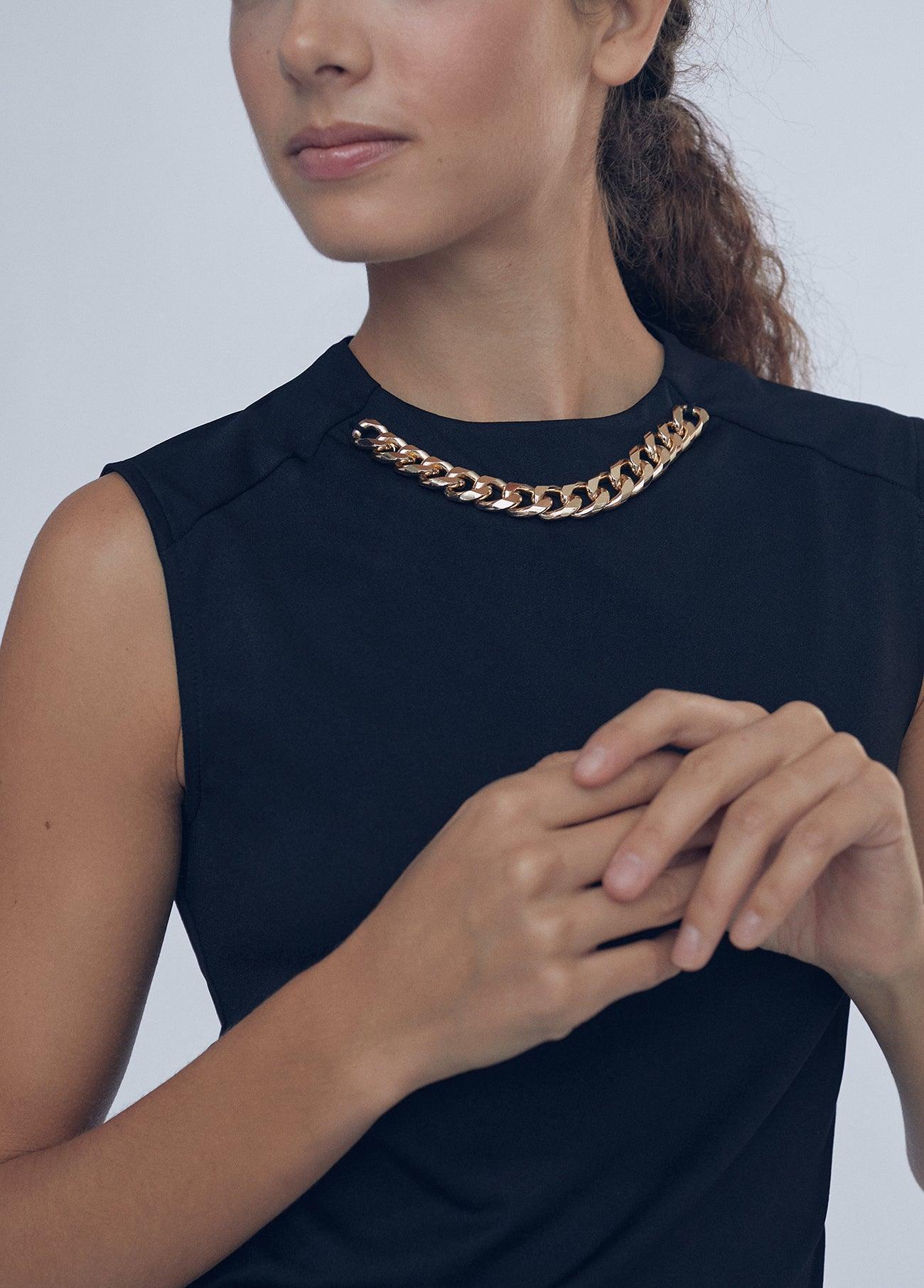12460021-Top with chain straps-Black