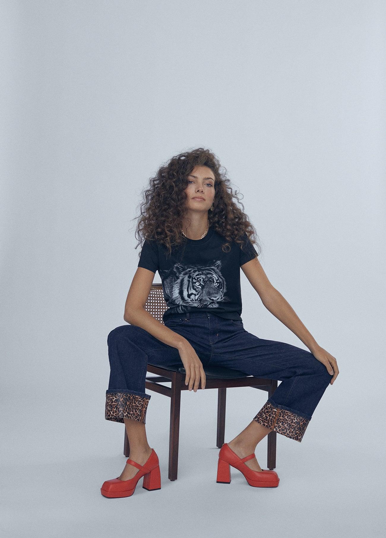 12462006-Tiger T-shirt-Black