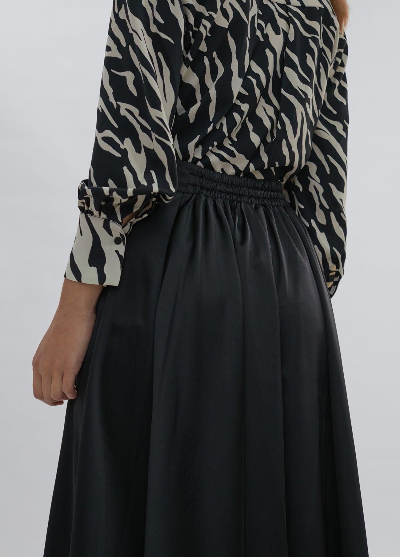 12468008-Satin midi skirt-Black