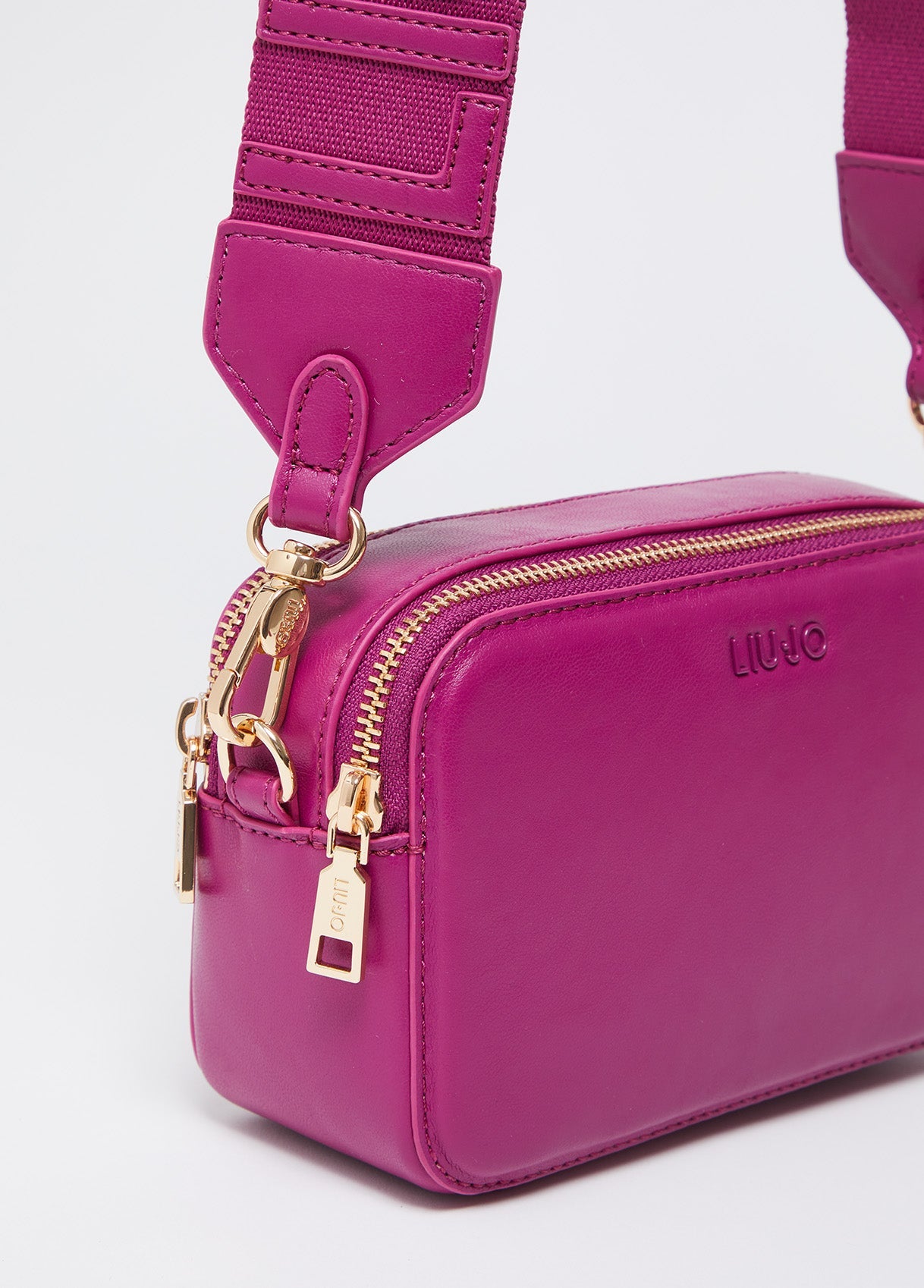 AF4100E001592434T.U.-fuchsia 