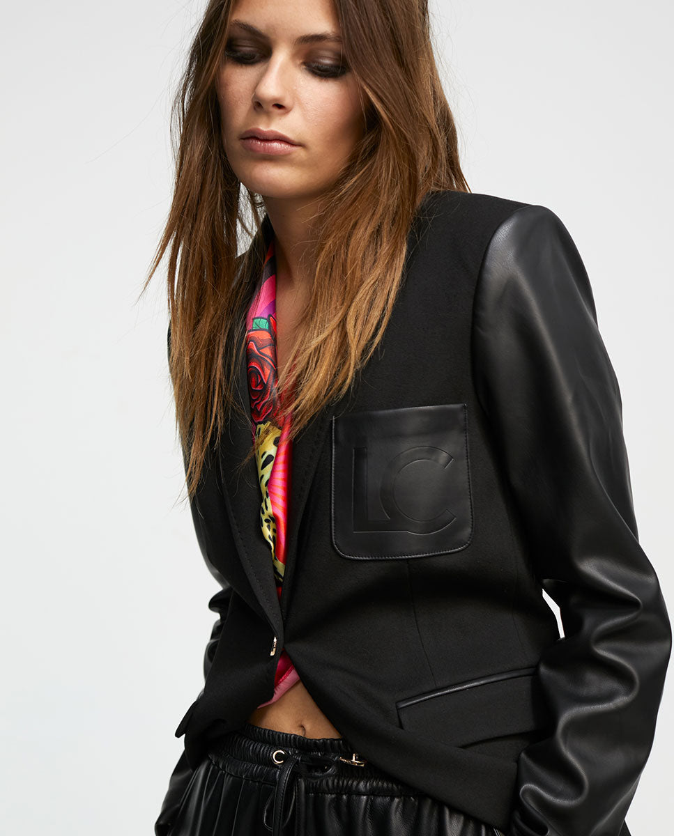 Contrast blazer