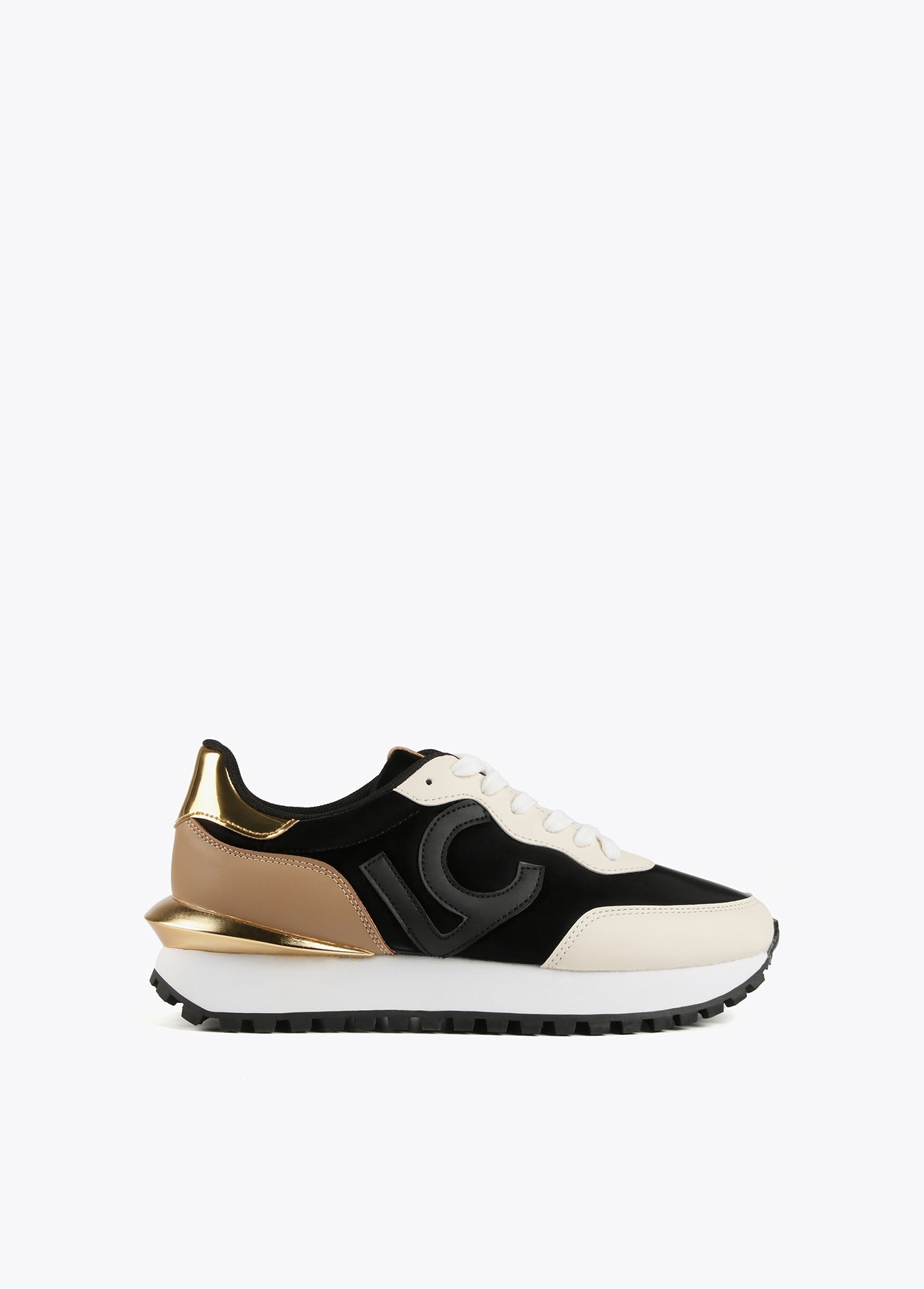 Three-tone sneakers