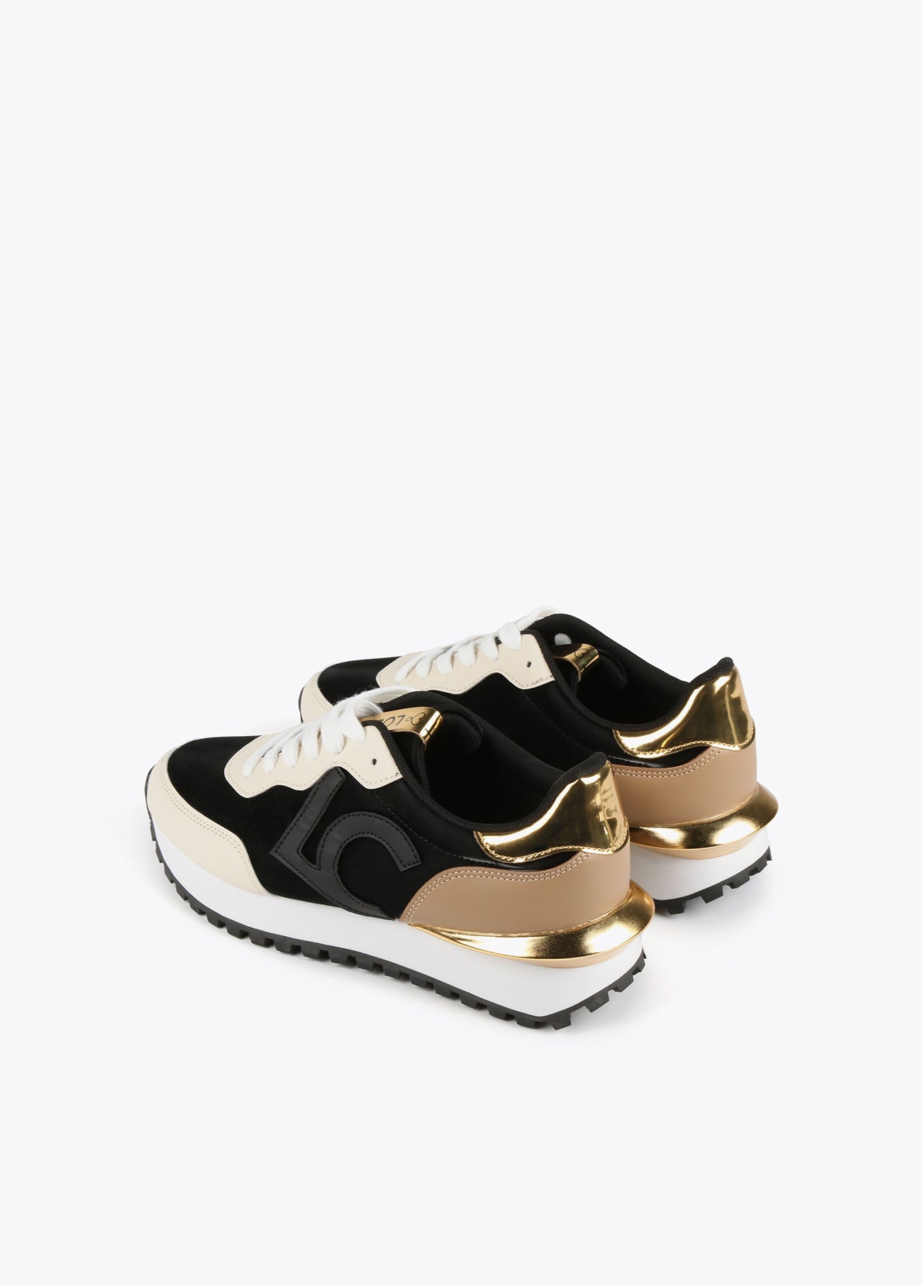 Three-tone sneakers