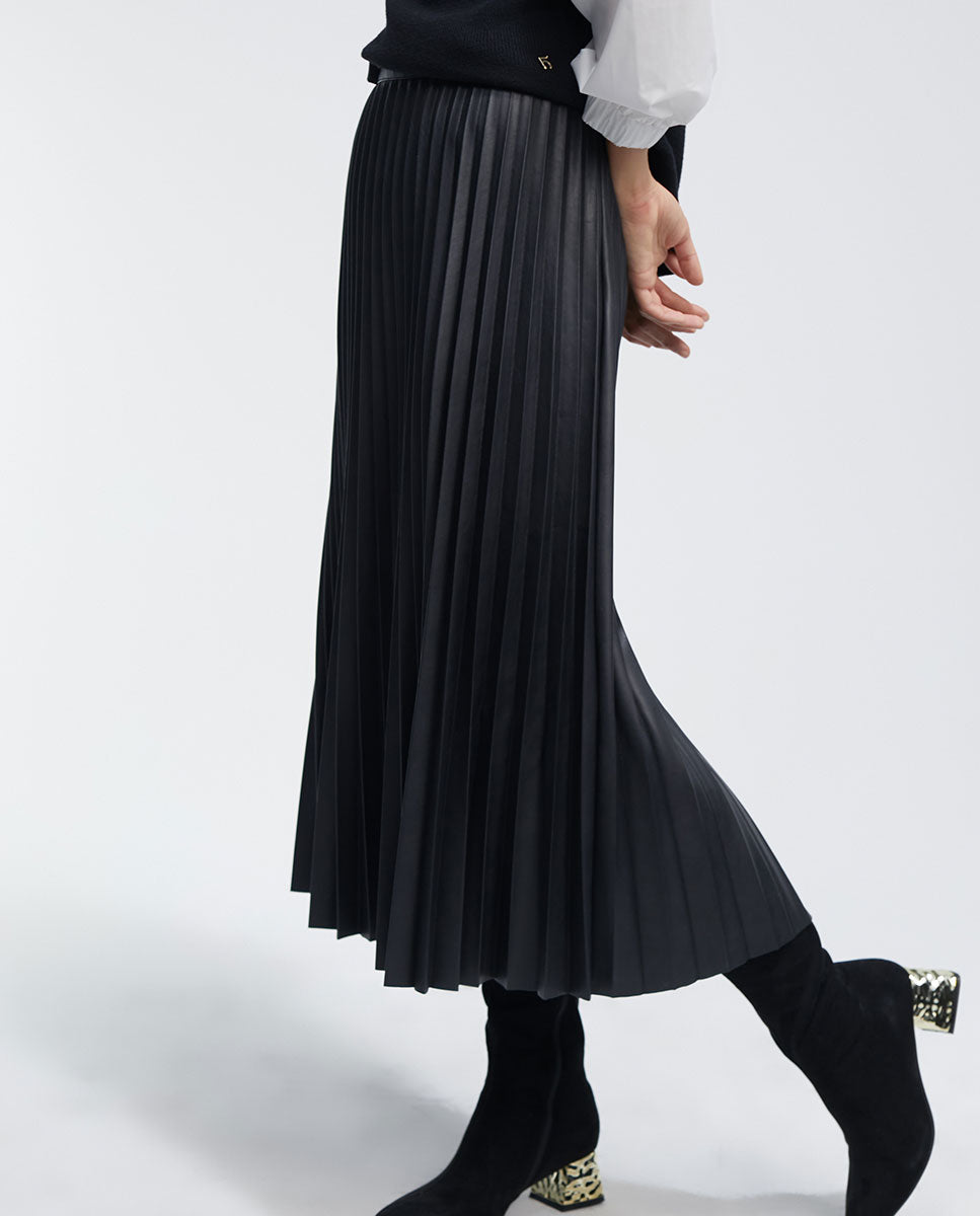 Faux leather skirt