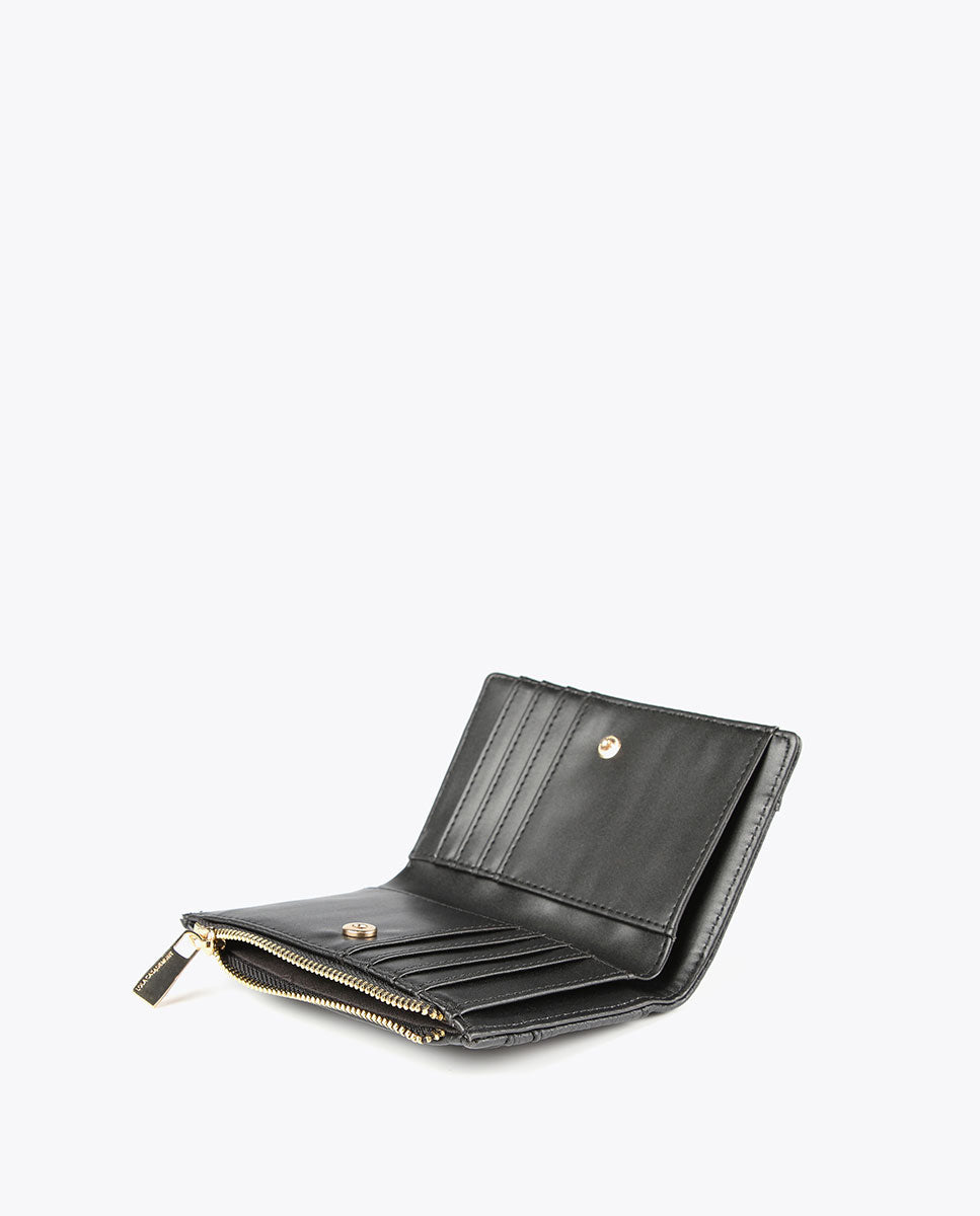 Small die-cut wallet
