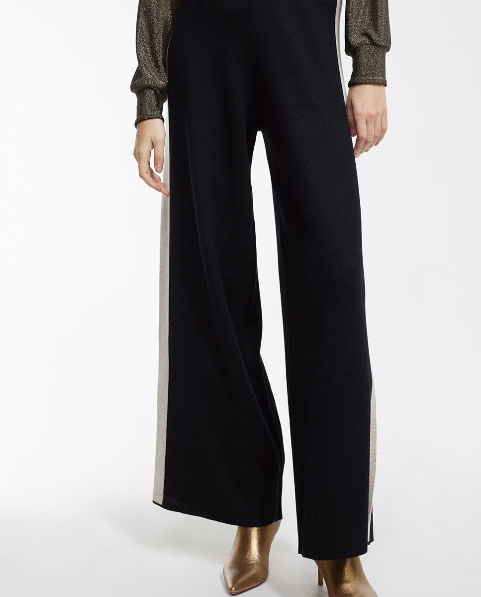 Knit trousers
