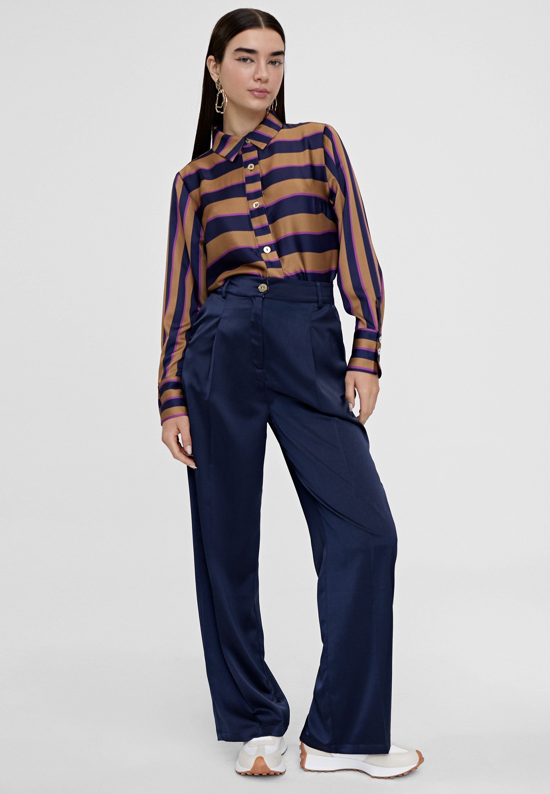 LS2414017-Navy-Straight trousers with pockets