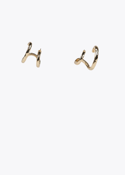 Piercing-effect earrings