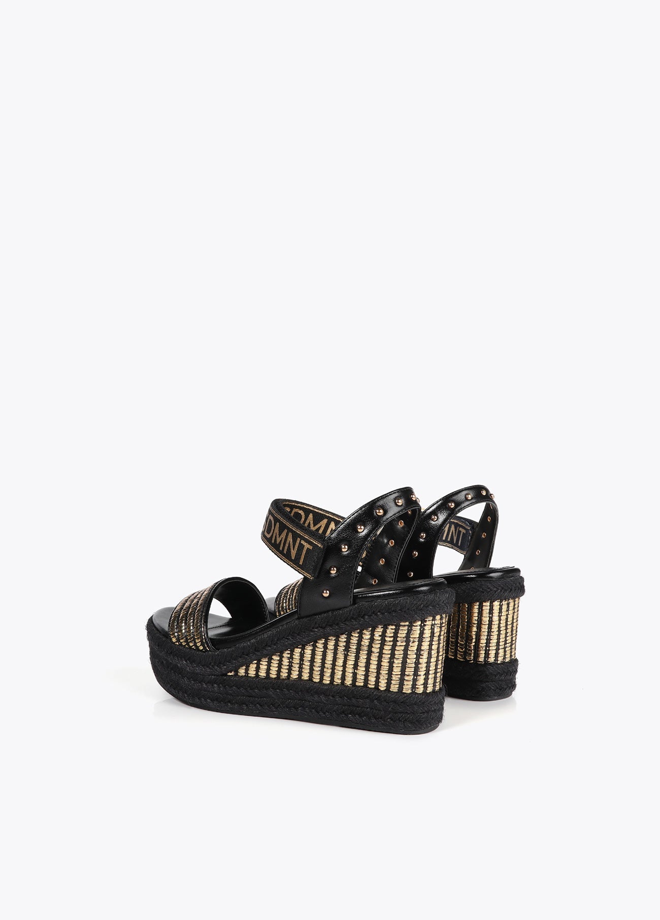 Wedges with metallic details