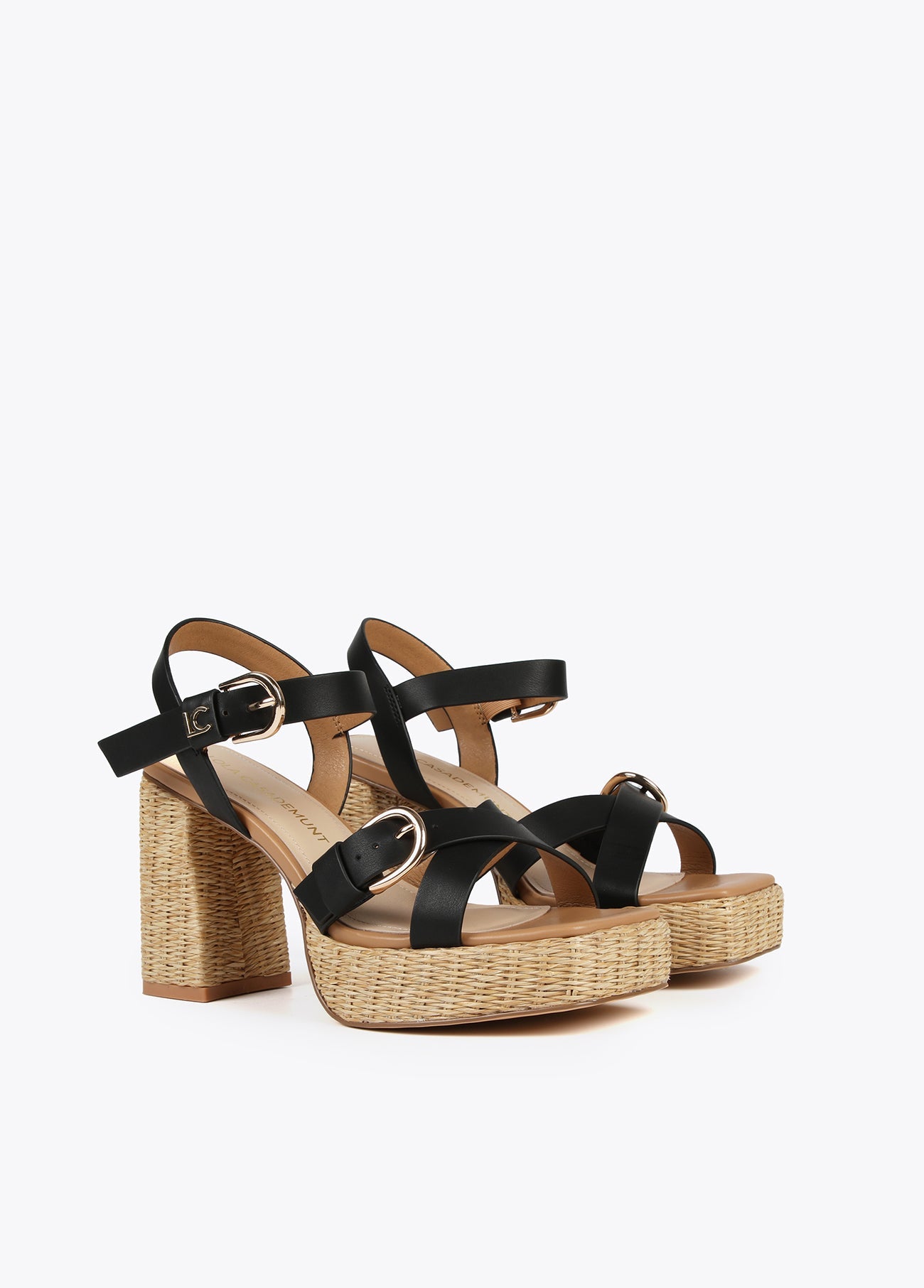 Heeled sandals with buckles