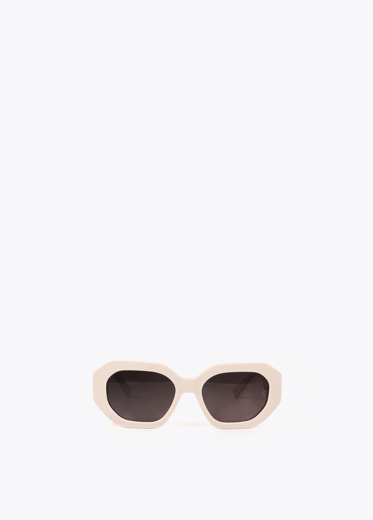 Hexagonal glasses with inner animal print made of cellulose acetate