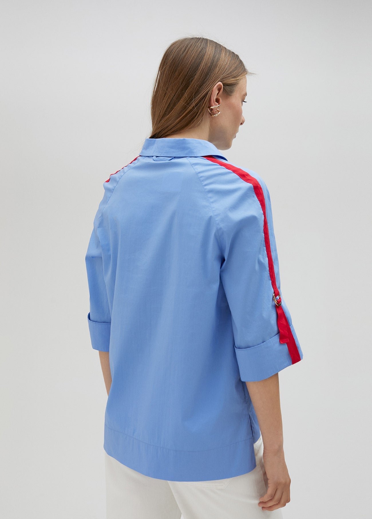 Shirt with striped detail