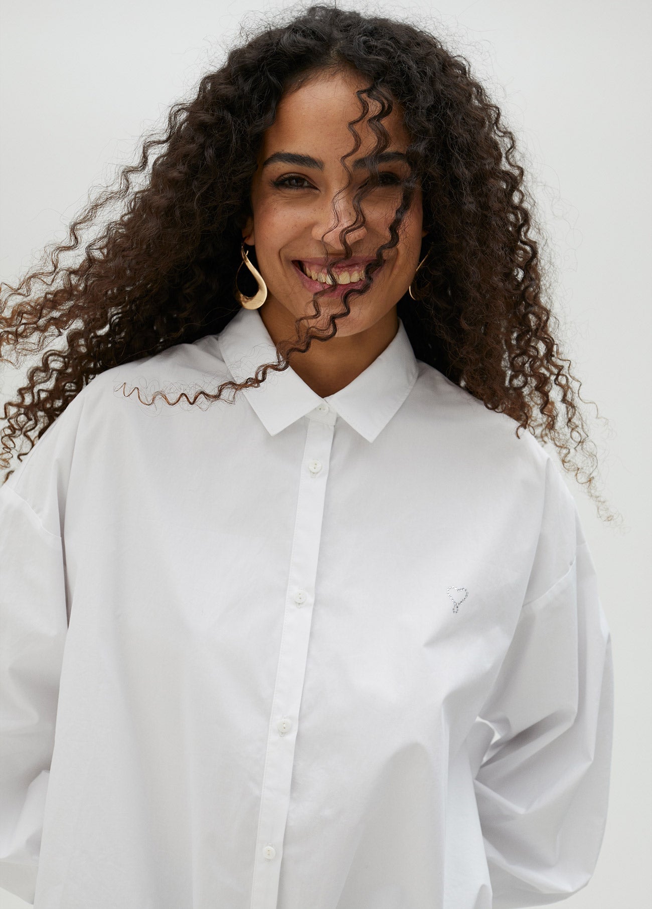 Poplin shirt with elasticated hem
