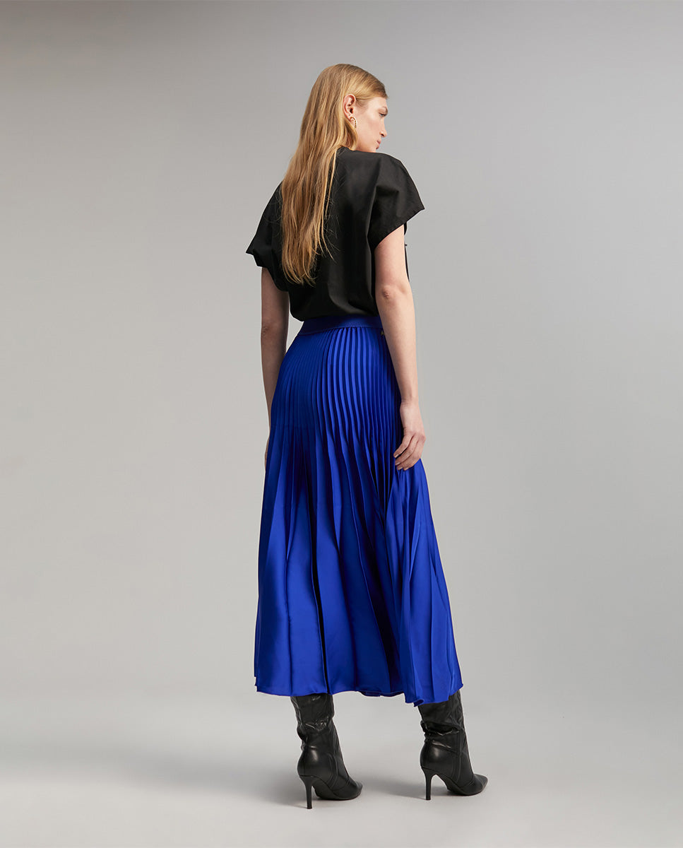 Pleated skirt