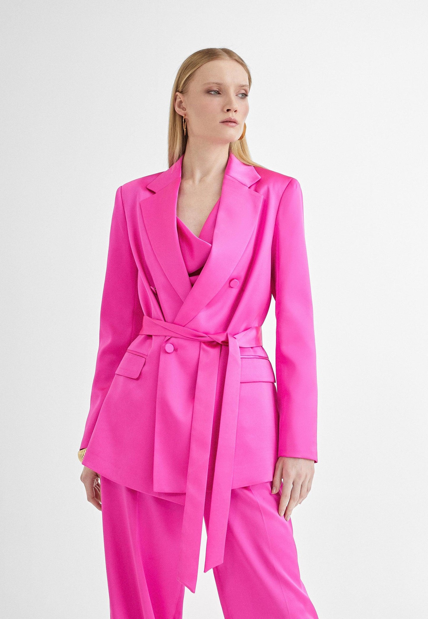 MS2402004-Fuchsia-Satin crossover blazer