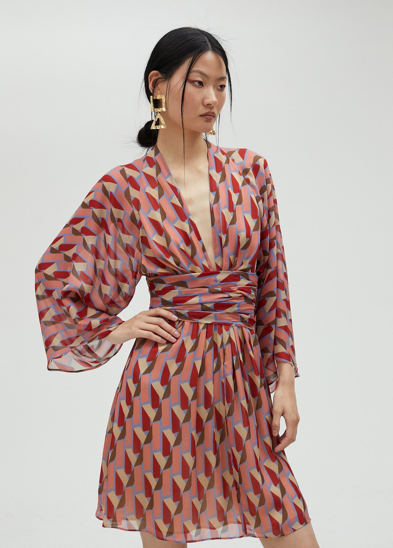 Short flowing dress