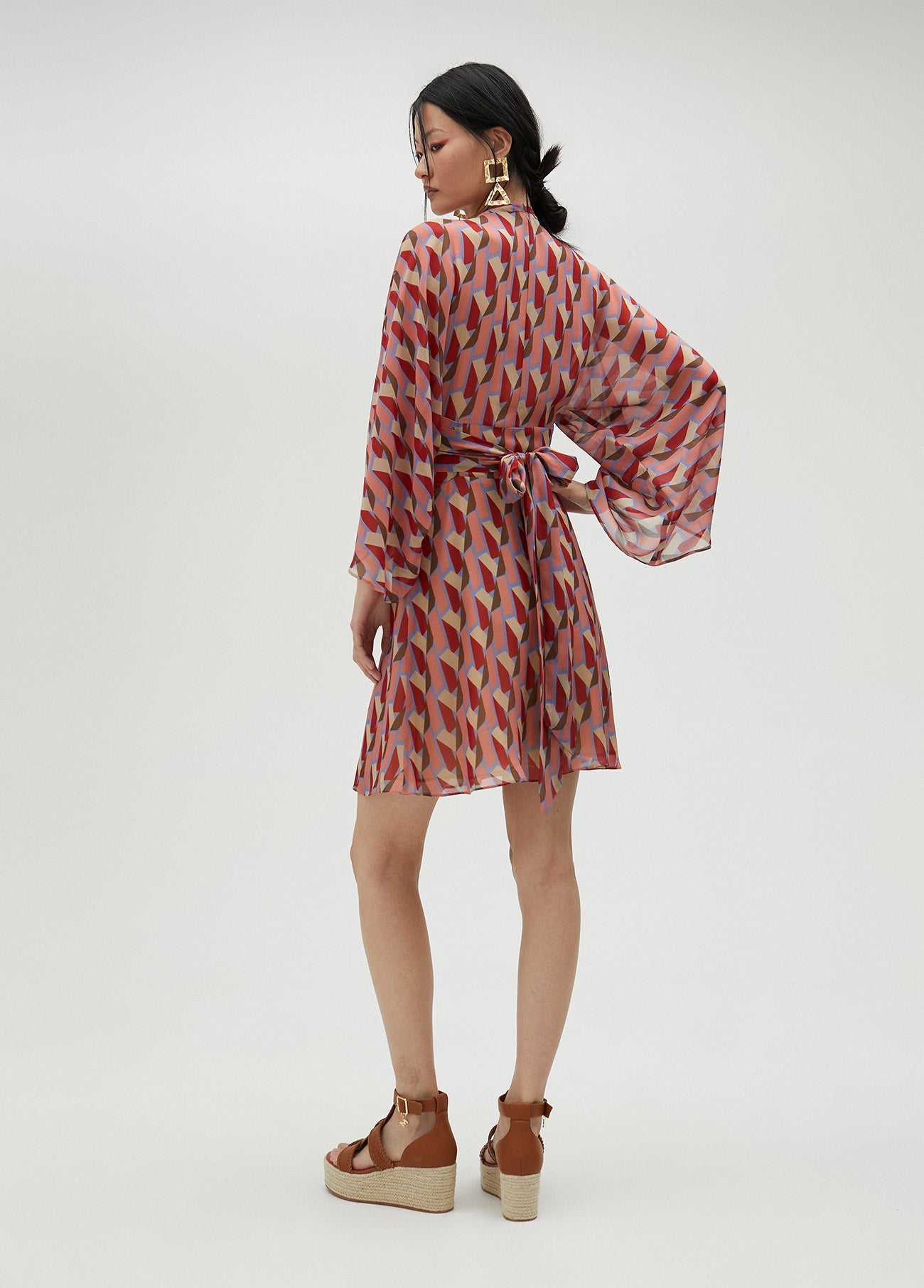 Short flowing dress