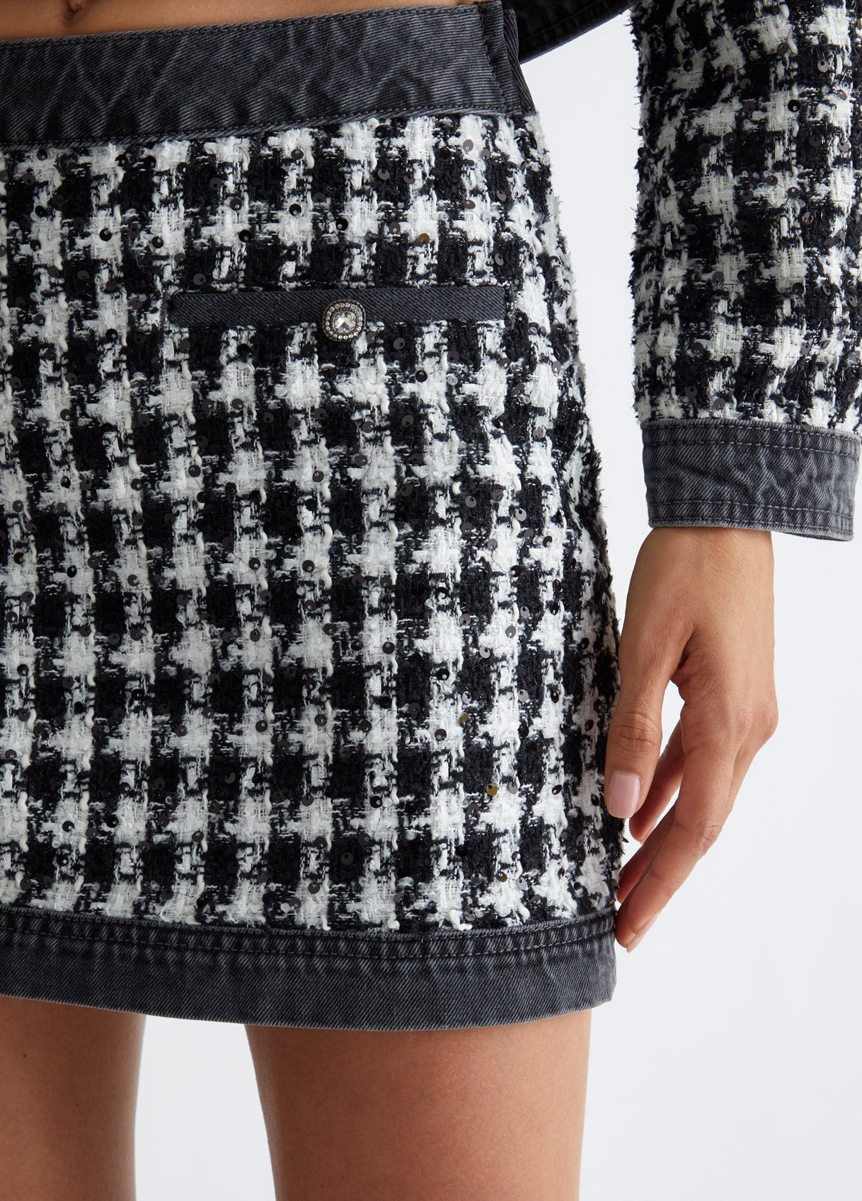 UF4159D49568741724-houndstooth